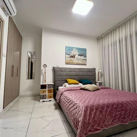 Cosmos Residence Paralimni Buitenkant foto
