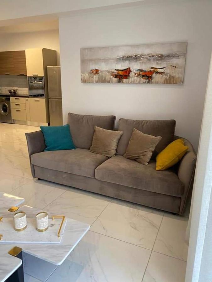 Cosmos Residence Paralimni Buitenkant foto
