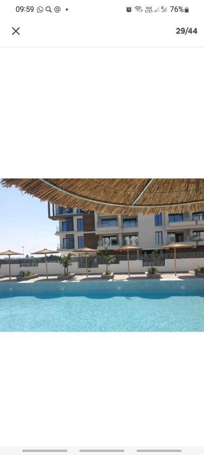 Cosmos Residence Paralimni Buitenkant foto