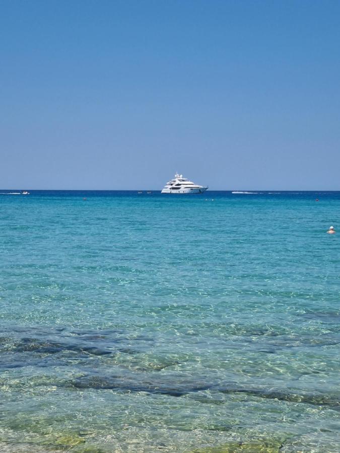 Cosmos Residence Paralimni Buitenkant foto