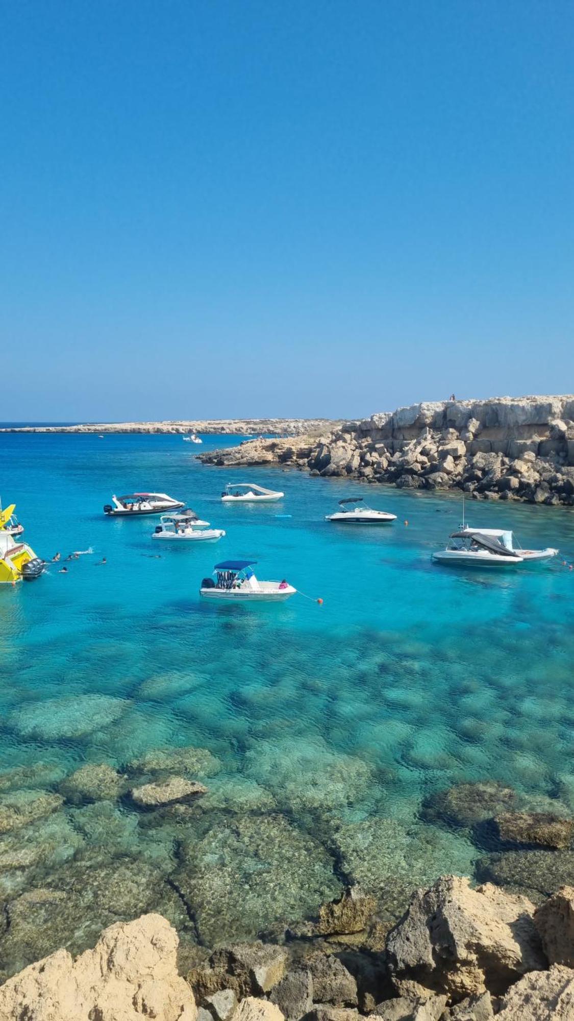 Cosmos Residence Paralimni Buitenkant foto