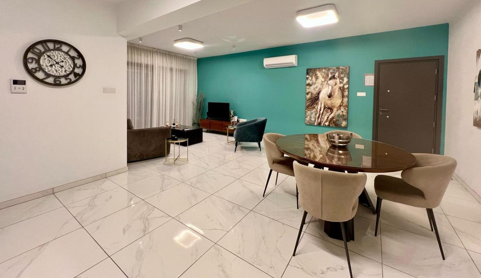 Cosmos Residence Paralimni Buitenkant foto